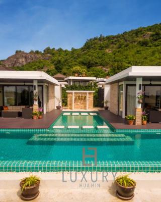 5 Bedroom Amazing Pool Villa In Resort TS1