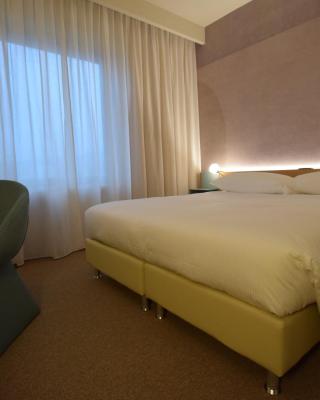 Garden Hotel
