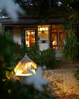 Bangtao Beach Chalet Resort
