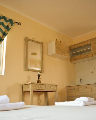 Tommy's Rooms