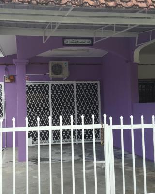 Cottage Muslim Homestay ByWawaSha