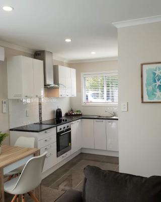 Rose Apartments Unit 5 Central Rotorua- Accommodation & Spa