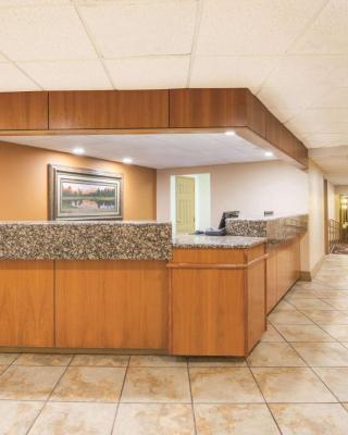 Mountain Valley Inn & Suites