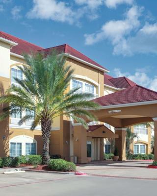 La Quinta by Wyndham Bay City
