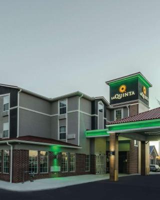 La Quinta by Wyndham Kansas City Airport