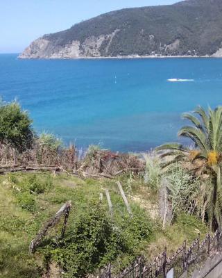 Un gioiello con vista mare