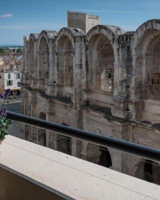 Studio avec balcon donnant sur les Arènes d’Arles