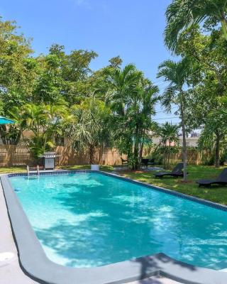 Tropical House 3 Bedrooms with Pool Oakland Park