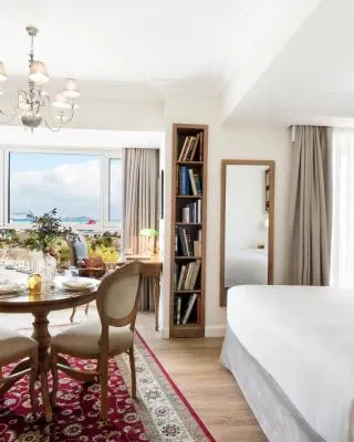 Legacy Gastro Suites