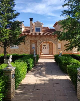Villa CiTe- jardines/BBQ/terrazas/ para familias