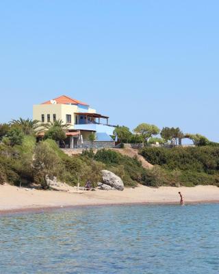 Paraktio Beach Apartments