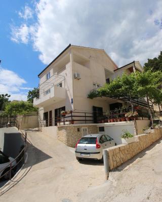 Apartments PIVAC - Lokva Rogoznica
