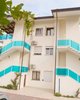 Bilocali Casa De Lazzari - Piazza Brescia - Adria Holiday Jesolo - FAMILY APARTMENTS