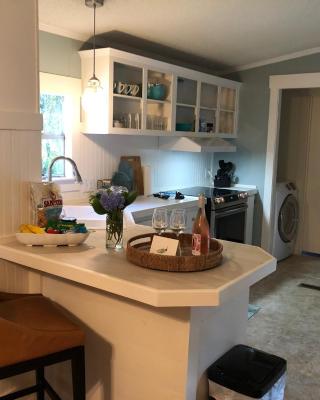 Beaufort SC New Renovation, Close to Parris Island, Historic Downtown, Beautiful Beaches, Sleeps 7