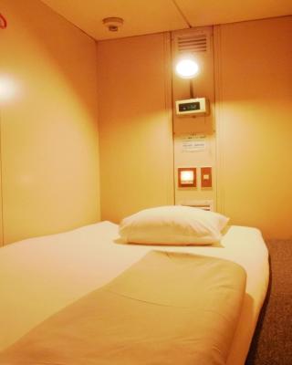 Capsule Hotel Block Room