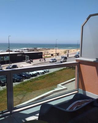 H2OPorto Beachfront Apartment