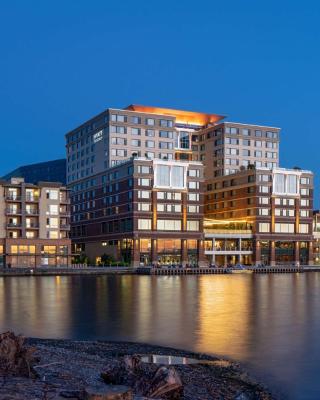 Hyatt Regency Lake Washington at Seattle's Southport