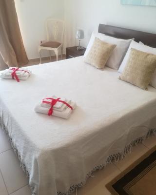 White Pearl Apart 5