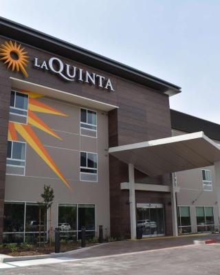 La Quinta Inn & Suites by Wyndham San Bernardino