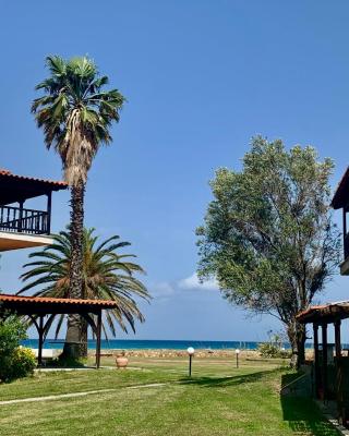 Villa Fourka 2 on the beach