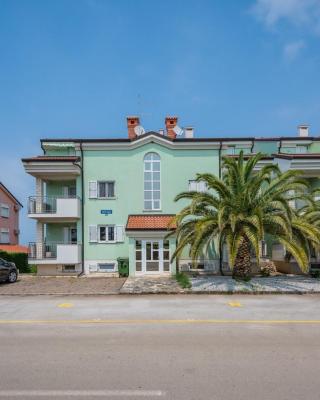 RIVA house with apartment