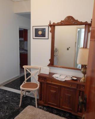 Zira Holiday House