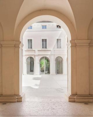 PALAZZO BECCAGUTTI CAVRIANI - Gallery Suite e Frescoes Suite