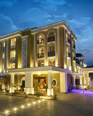Four Vedas Hotel & Resort
