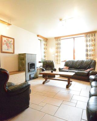 Holiday Home in Daverdisse near Forest