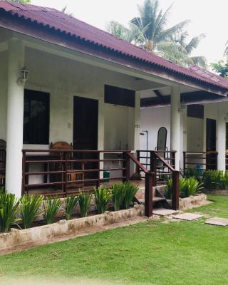 Shat's Guest House