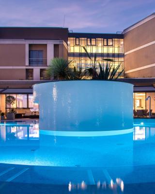 Aura Hotel Adults Only