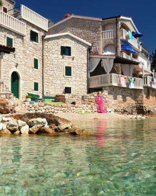 Apartments Martina Brist