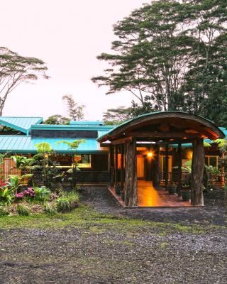 Hawaiian Sanctuary Eco Retreat Center