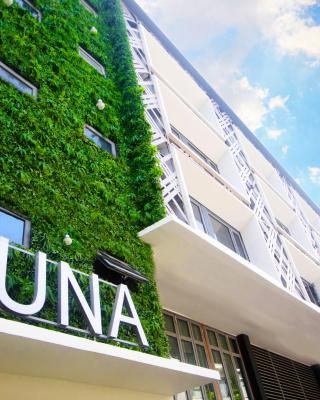 Cuna Hotel