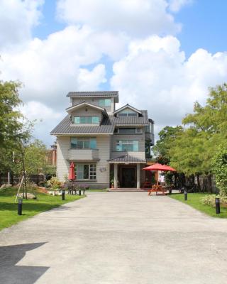 Yilan Pine Villa Homestay