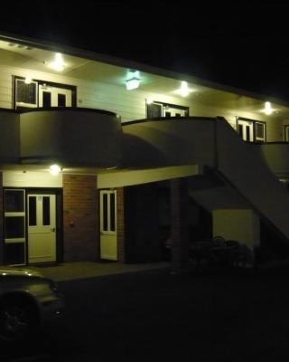 Ulster Lodge Motel