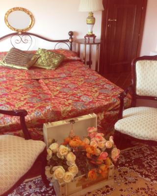 Magnolia House