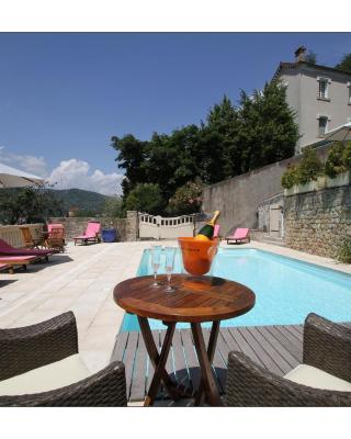 Villa Aimée Luxury Apartments with Heated Pool