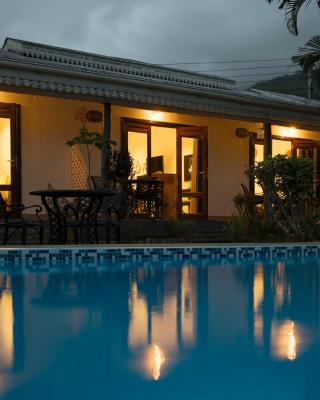 Auberge d'Anse Boileau & Restaurant Chez Plume