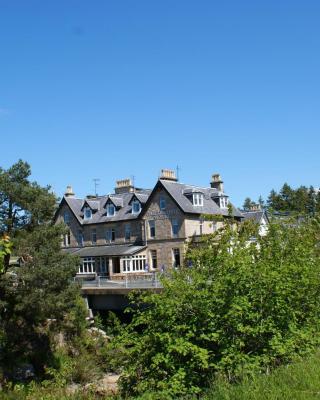Carrbridge Hotel