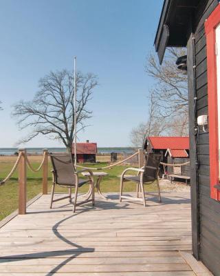 One-Bedroom Holiday Home In Larbro