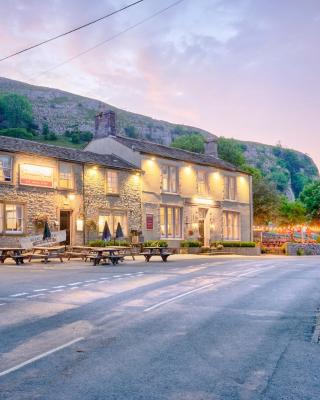 Tennant Arms Hotel