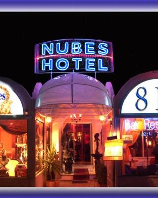 Nubes Hotel