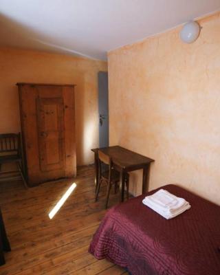 Chez Jean Pierre - Room 1pers in a 17th century house - n 6