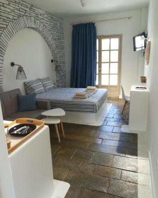 PETRA MARE SUITES