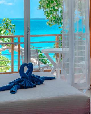 Athiri Beach Maldives