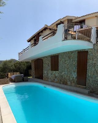 Villa Acquamarina semi detached villa with private pool and wifi