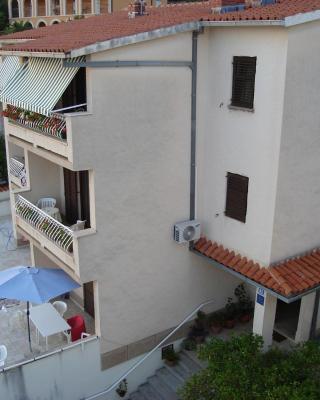 Apartments Nada - close to the sea and sea view