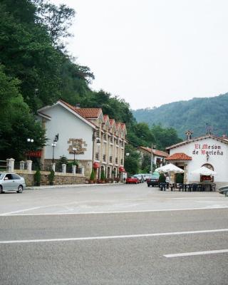 Hotel De Borleña