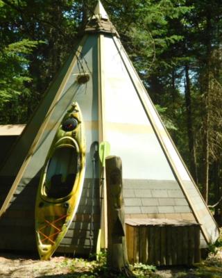 Aux Tipis de la Rivière Sauvage